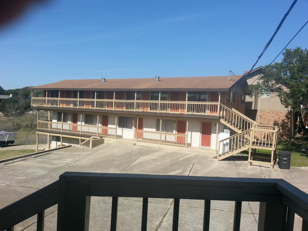 Lodge At Turkey Cove Canyon Lake Exterior photo